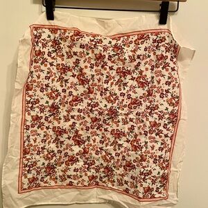 Square cotton scarf in floral print